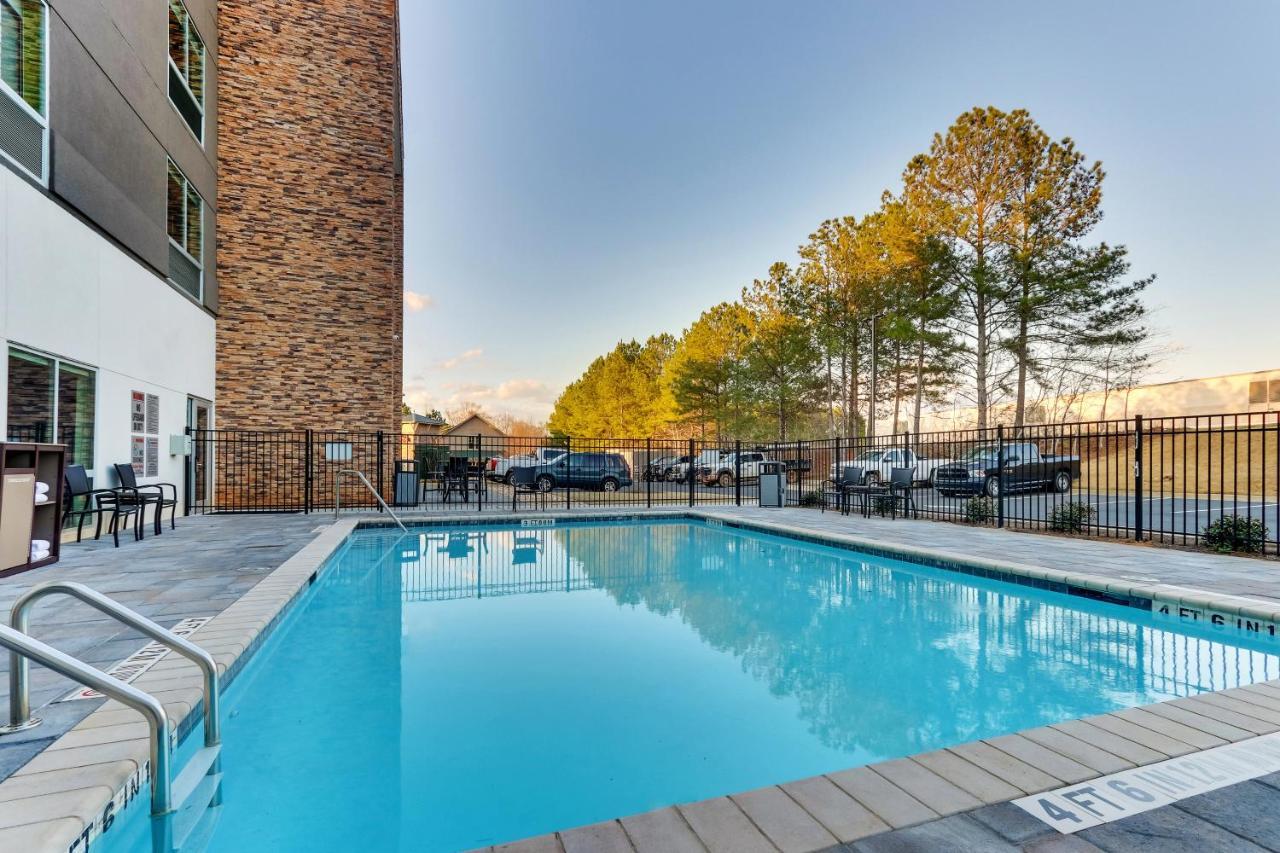Holiday Inn Express & Suites - Dawsonville By Ihg Exterior photo